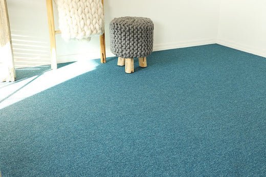 Der Boden als Fundament: Wie Teppichfliesen Ihr Interieur zum Leben erwecken