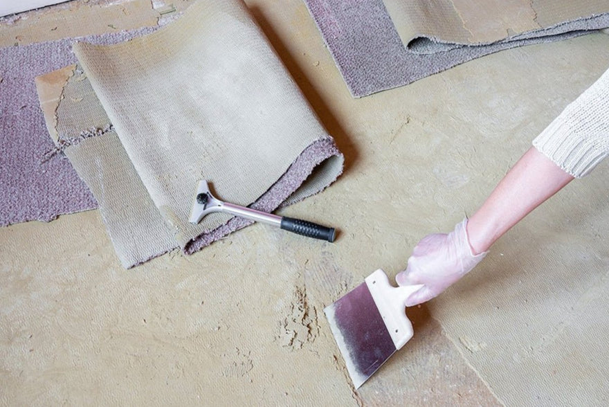 Wie entferne ich verklebte Teppichböden? Eine Schritt-für-Schritt-Anleitung